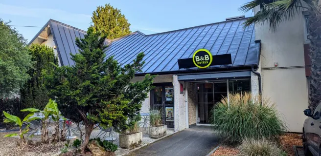 B&B Hôtel Niort Sud Venise Verte