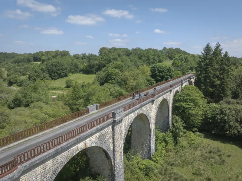 Viaduc du Moulin-Robin à Champagne-Mouton
