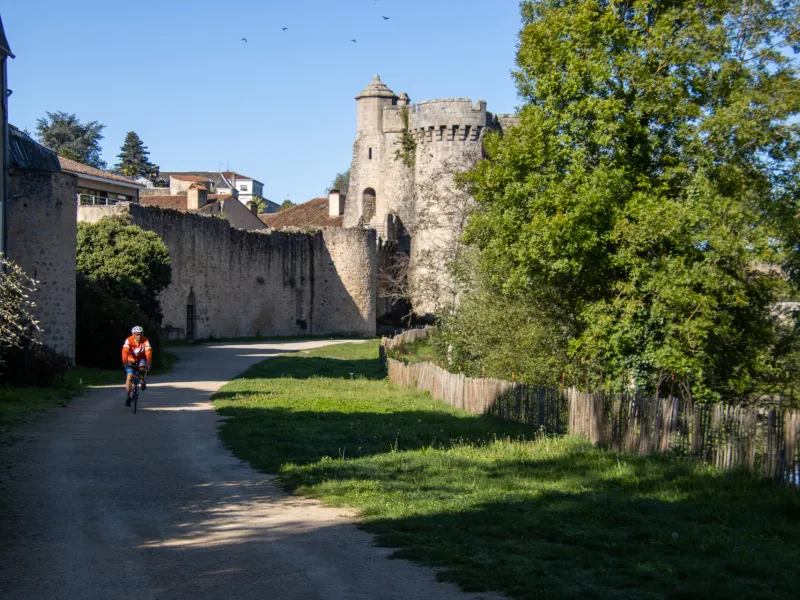 Découverte de Parthenay à vélo