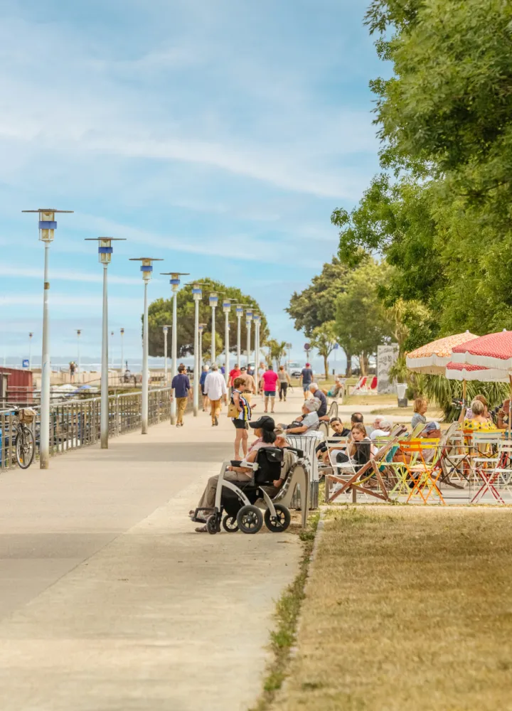 Balade à vélo sur le front de mer de Saint-Nazaire