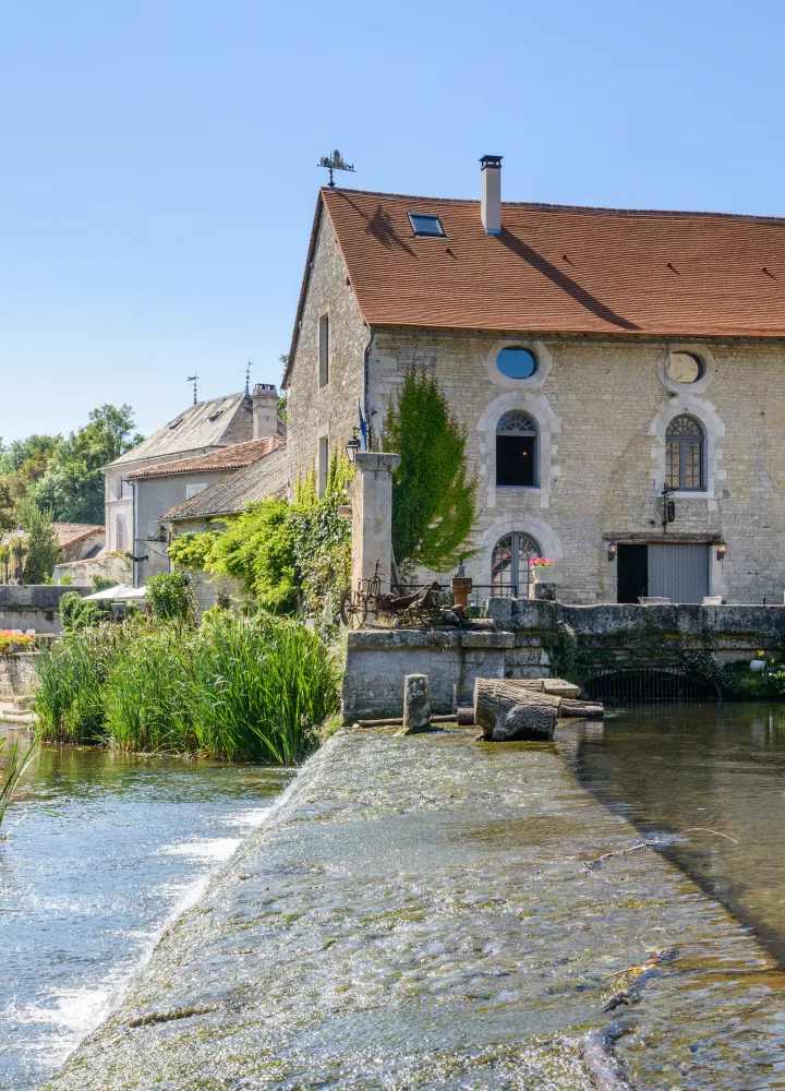 moulin et église Verteuil 