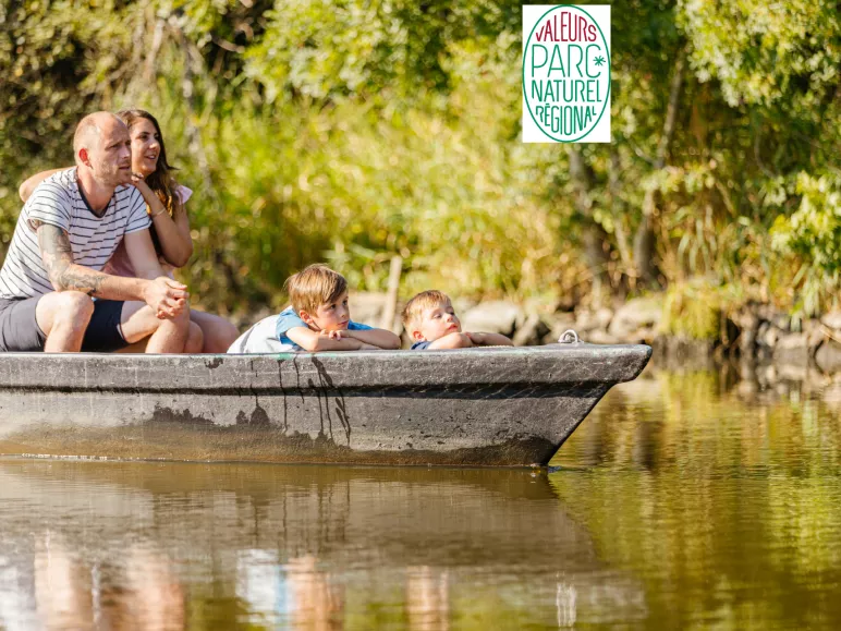 Balades en chalant dans les marais de Brière