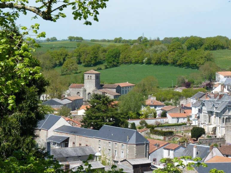 Saint-Jouin à Mauléon, le quartier des Tanneurs